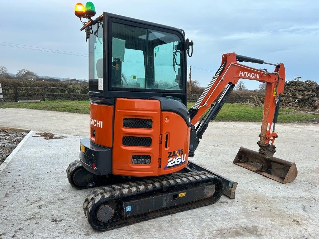 Hitachi ZX 26 U-6 Mini bageri <7t