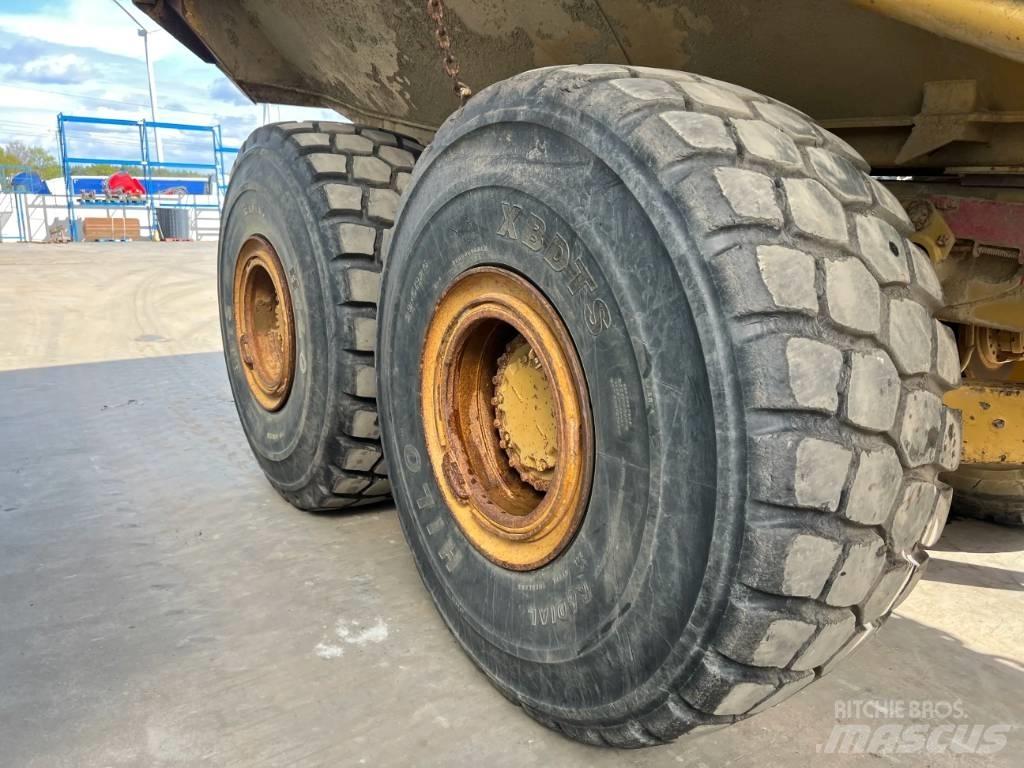 CAT 740 Zglobni demperi