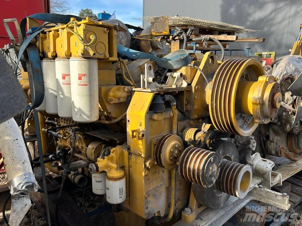 Komatsu SA12V140 Motori