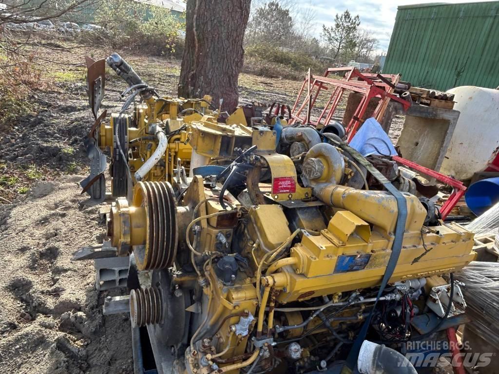 Komatsu SA12V140 Motori