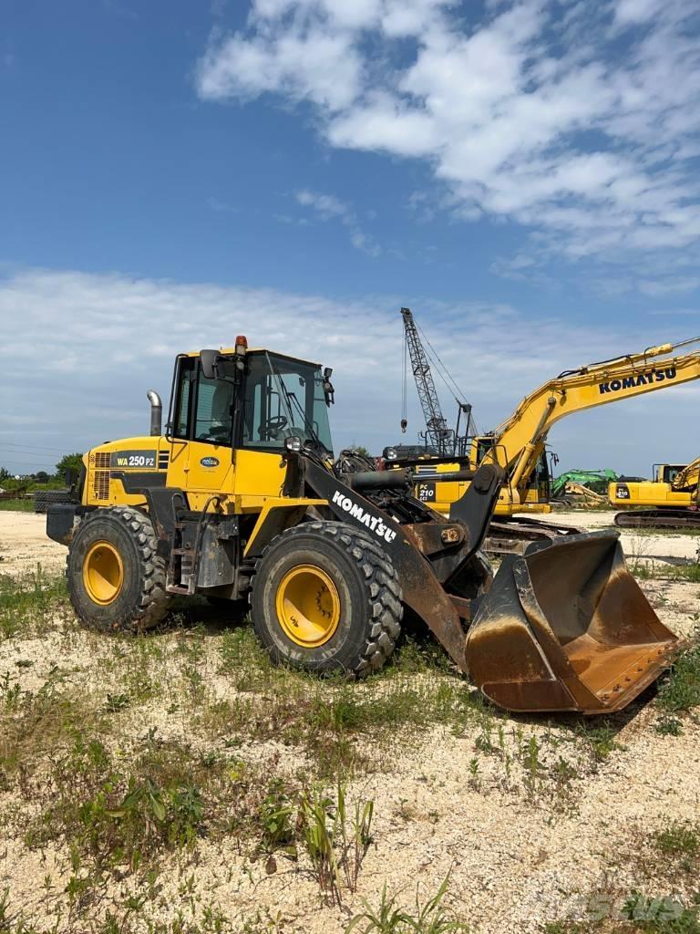 Komatsu WA 250 PZ-6 Utovarivači na kotačima