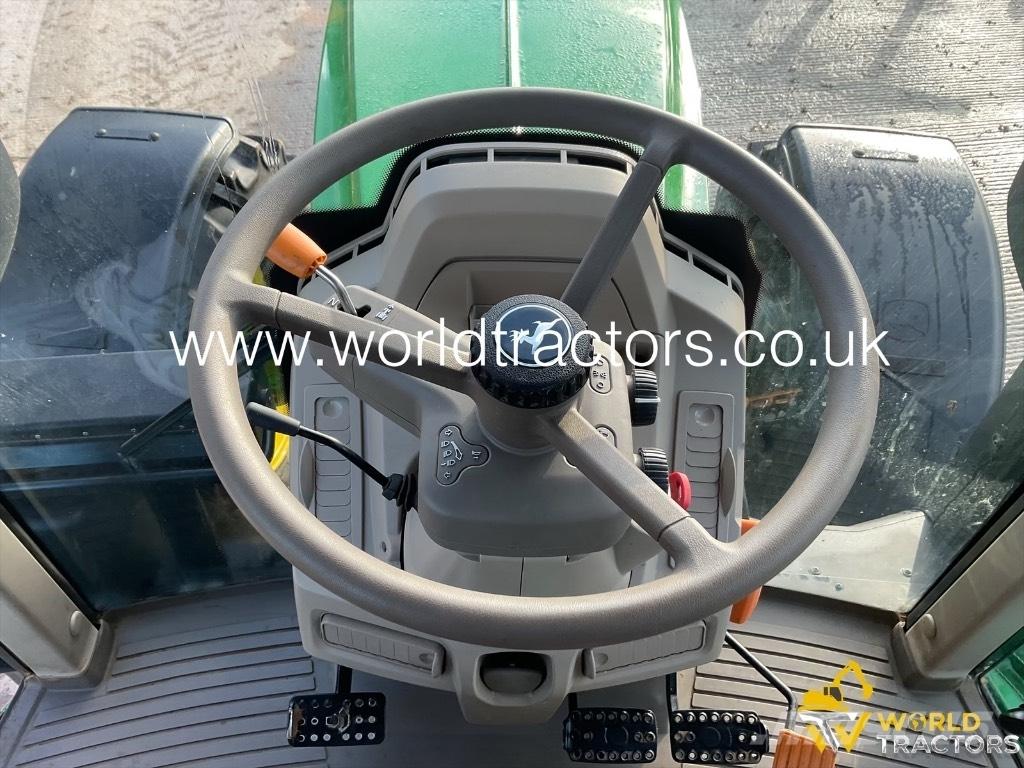 John Deere 6130 M Traktori