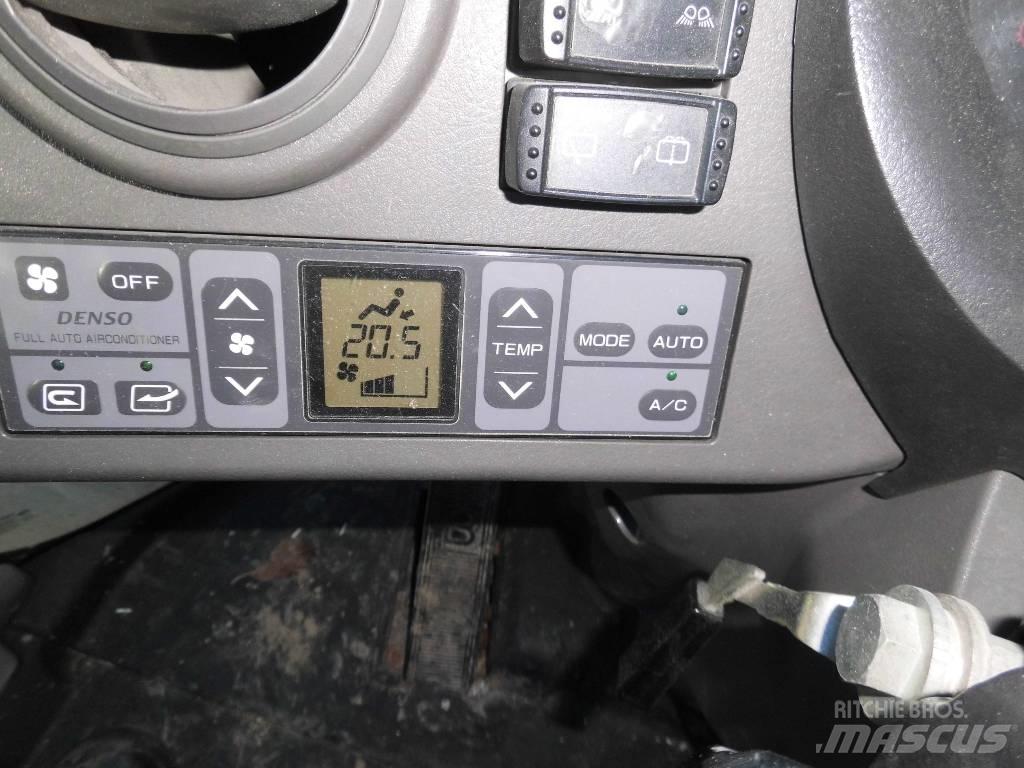 Hitachi ZW 180 Utovarivači na kotačima