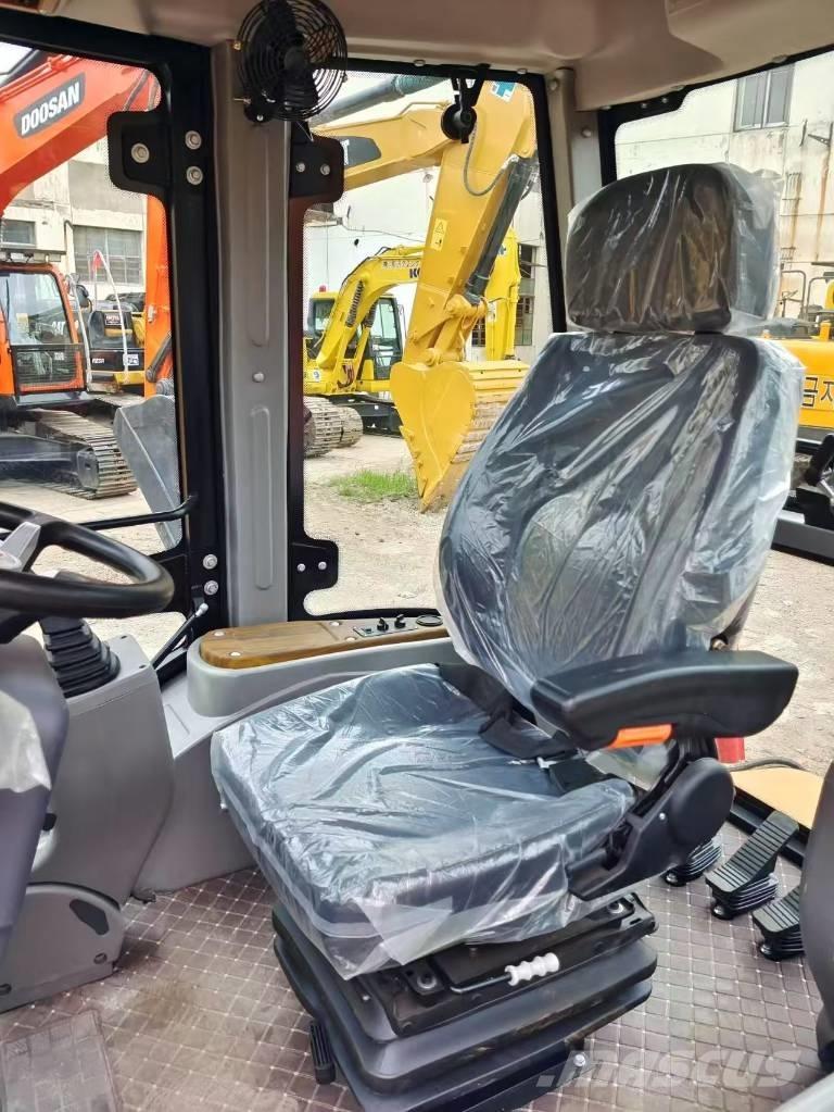 CAT 420 F Utovarni rovokopači