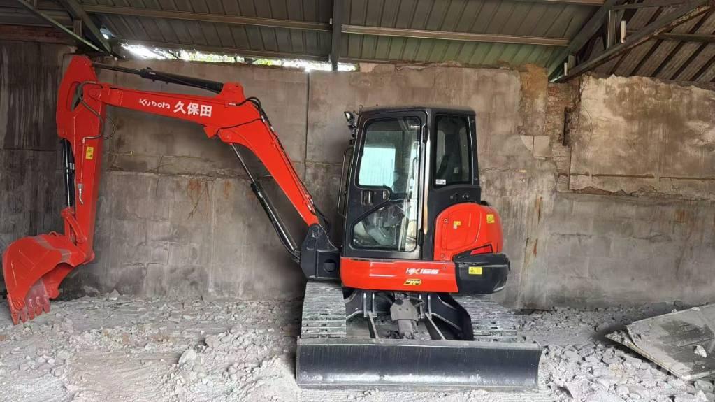 Kubota 165 Bageri gusjeničari