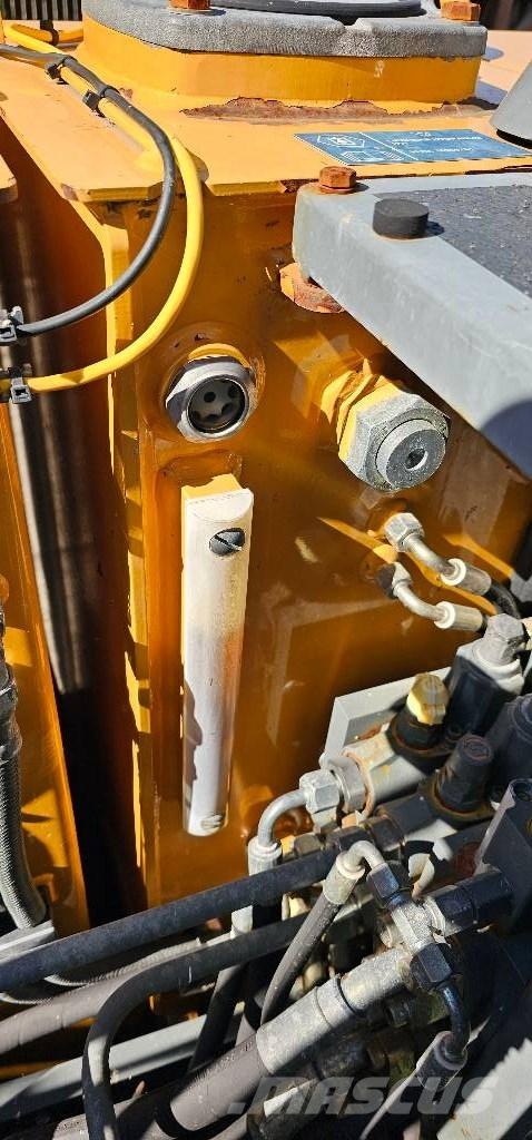Liebherr LH 22 M Bageri za manipuliranje materijalom / otpadom