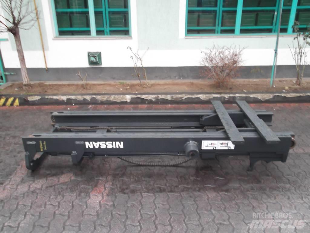 Nissan FD25 M-0441 Stubovi