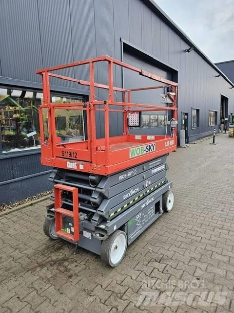 SkyJack SJ III 4632 Škaraste platforme