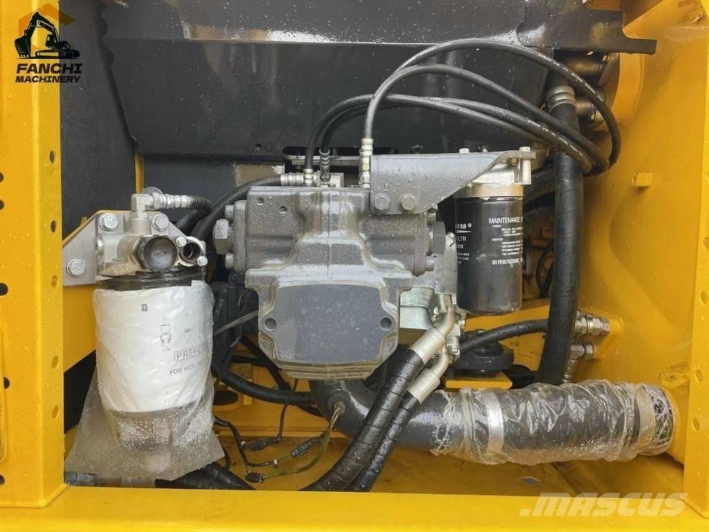 Komatsu PC240 Bageri gusjeničari