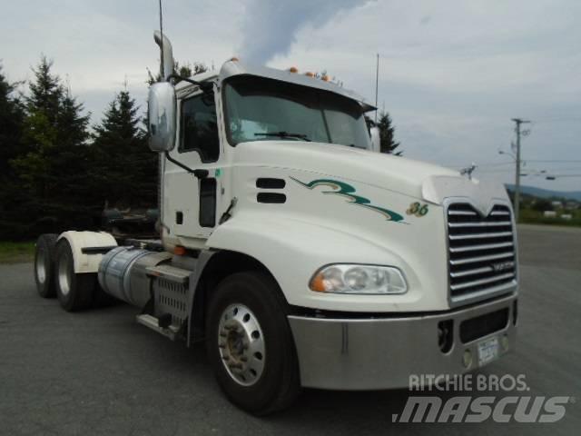 Mack CXU 613 Traktorske jedinice