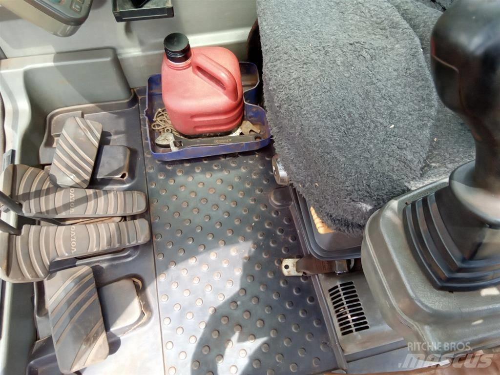 Volvo EC 140 BLC Bageri gusjeničari