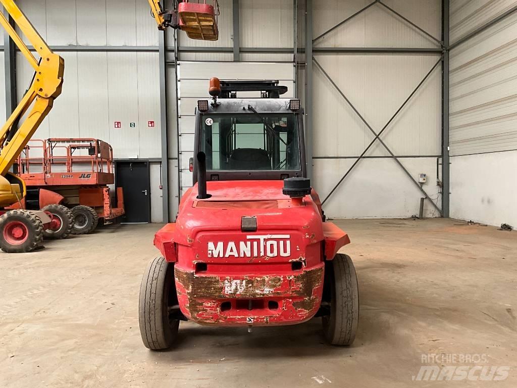 Manitou MC 40 Terenski viličar