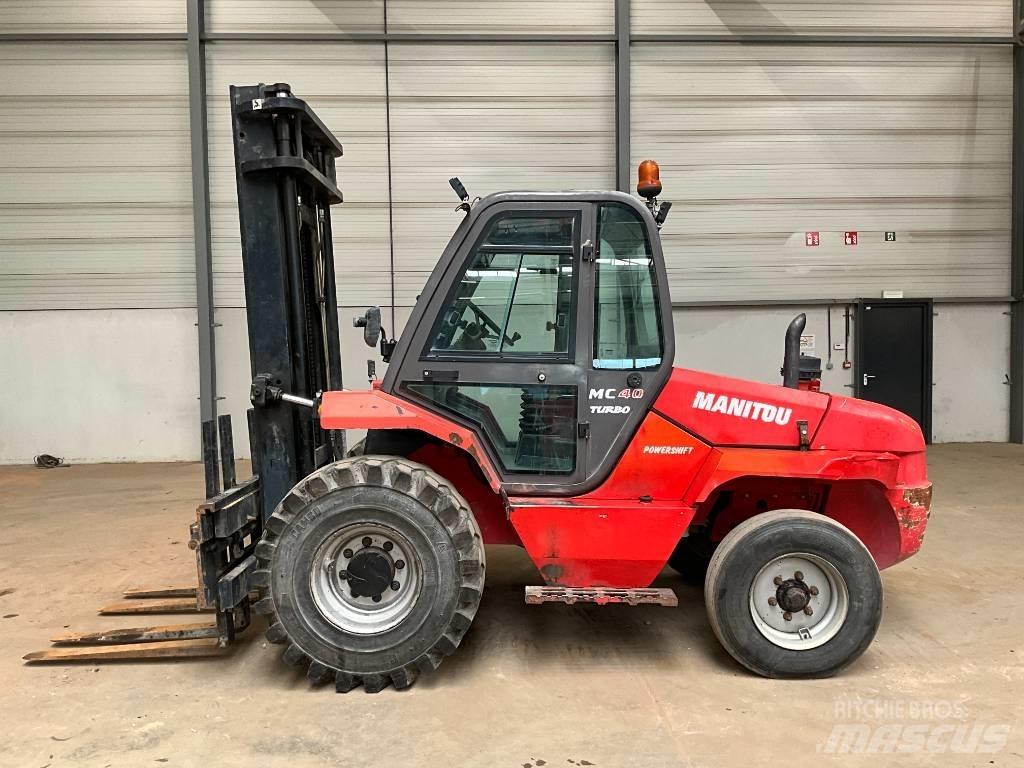 Manitou MC 40 Terenski viličar