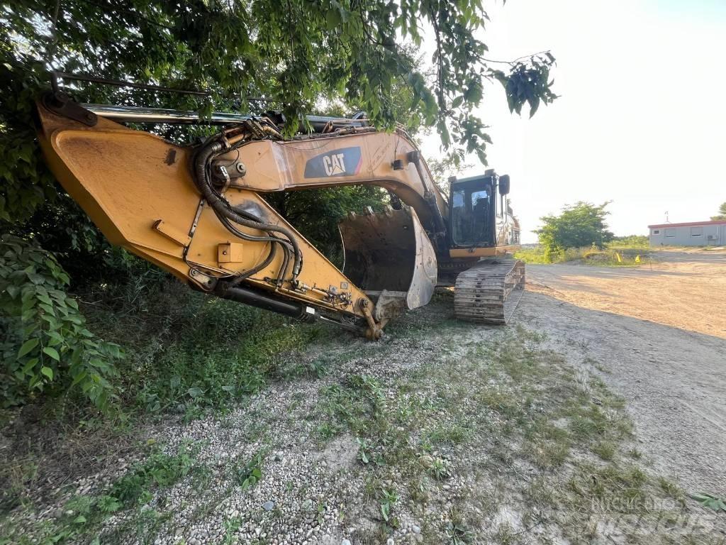 CAT 330 D Bageri gusjeničari