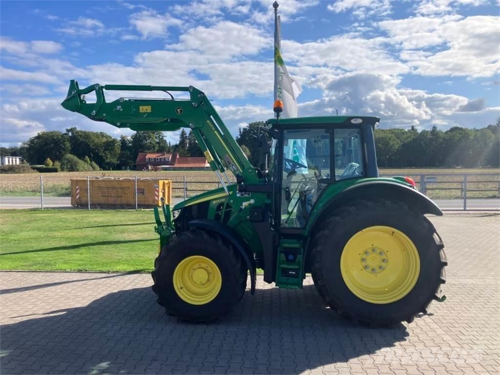 John Deere 6120M Traktori