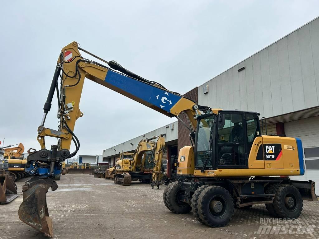 CAT M 318 F Bageri na kotačima