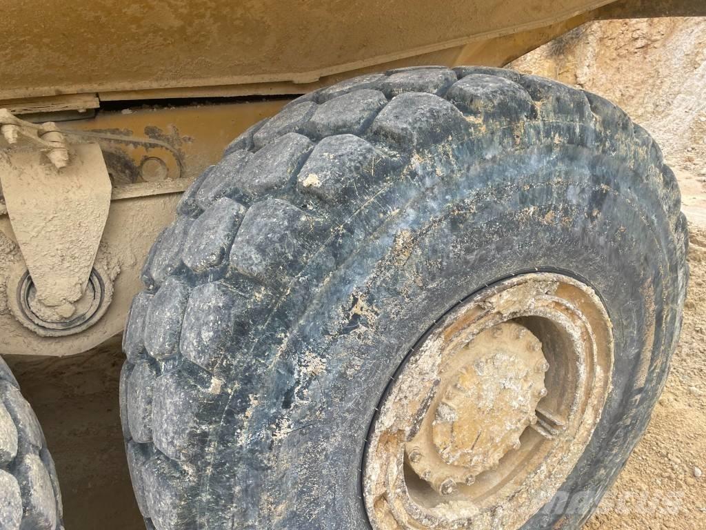 CAT 730 Zglobni demperi