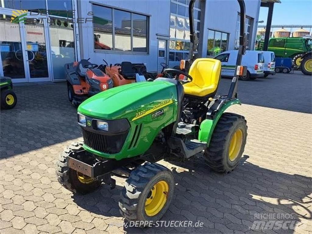 John Deere 2320 Kompaktni (mali) traktori