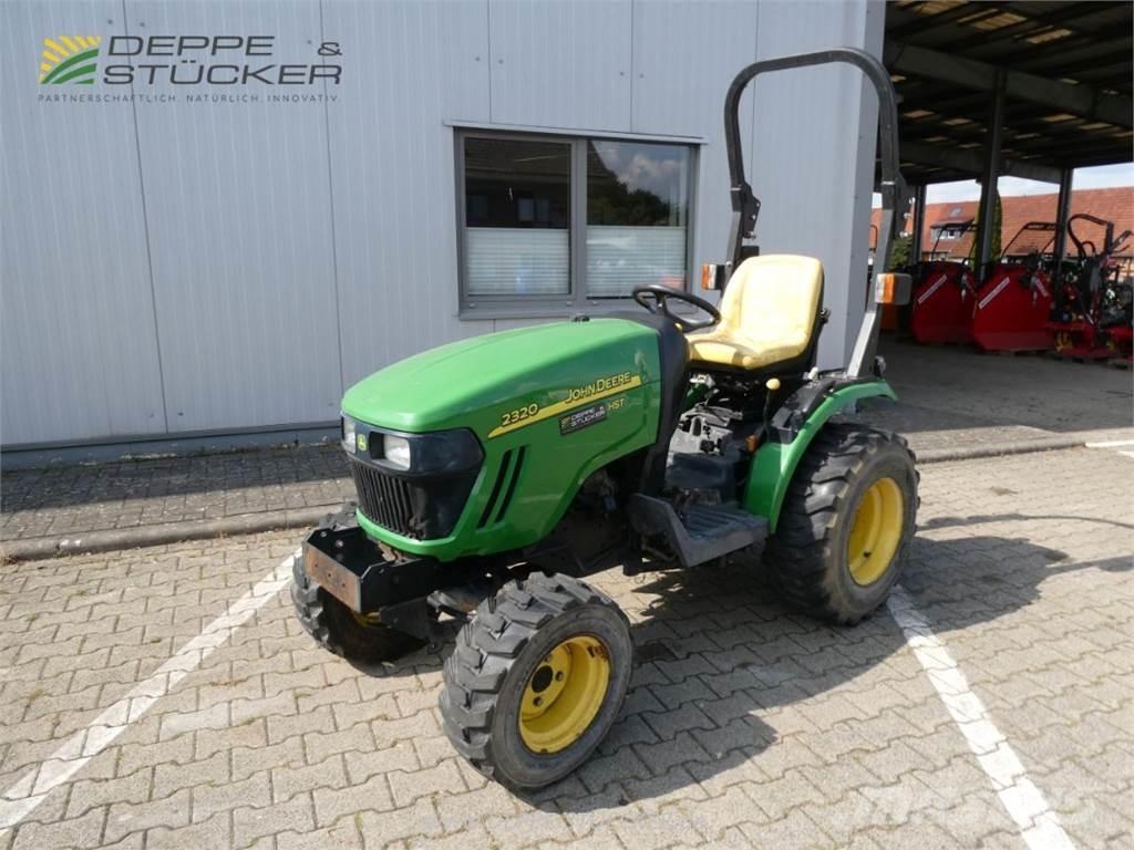 John Deere 2320 Kompaktni (mali) traktori