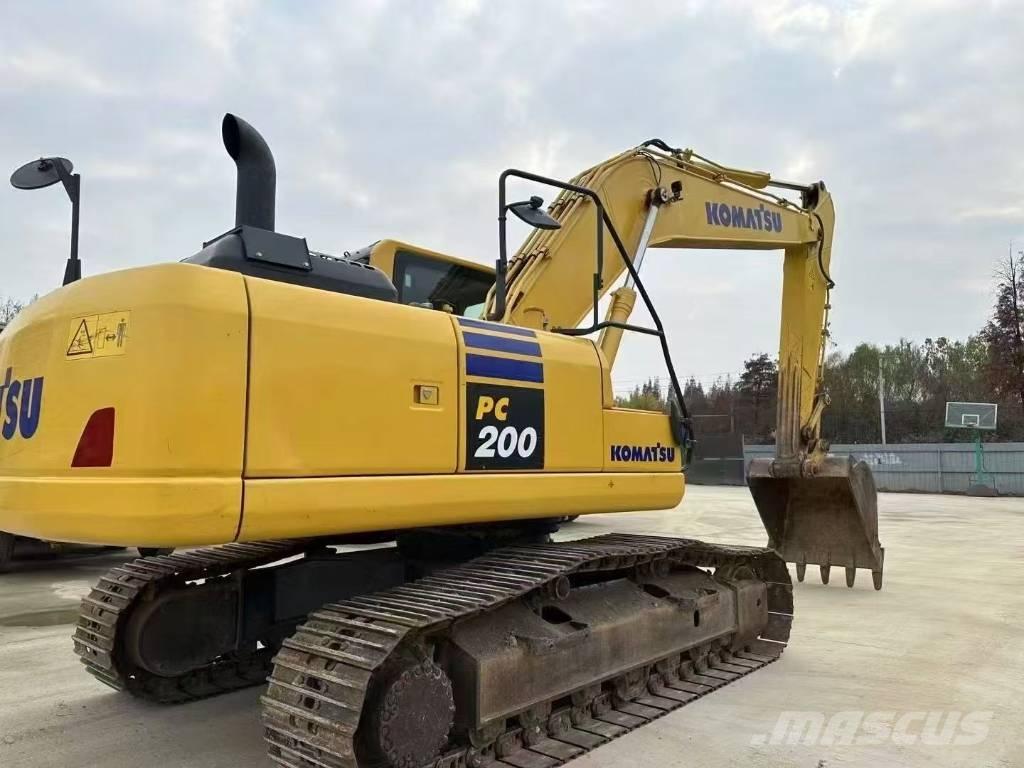 Komatsu PC 200 Bageri gusjeničari