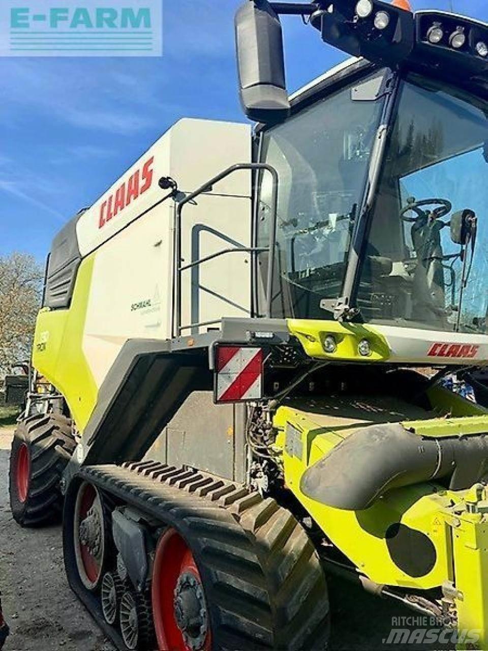 CLAAS trion 730tt Kombajni
