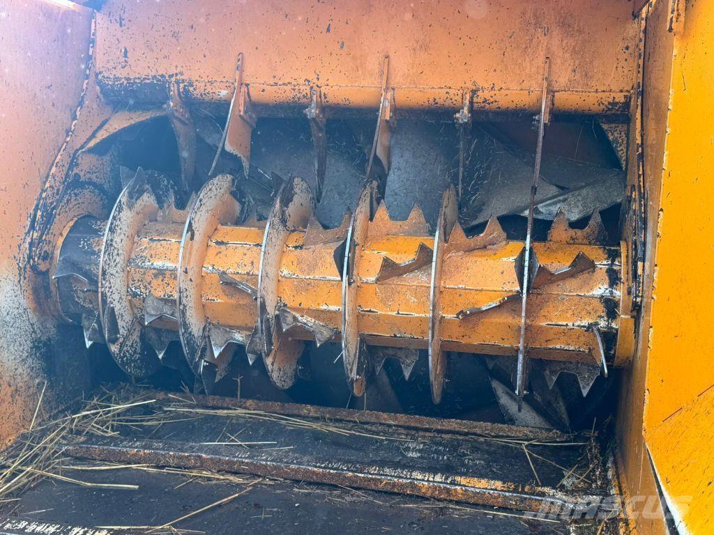 Lucas Castor+ 30R Rezači za bale, rezači i mašine za odmotavanje bala