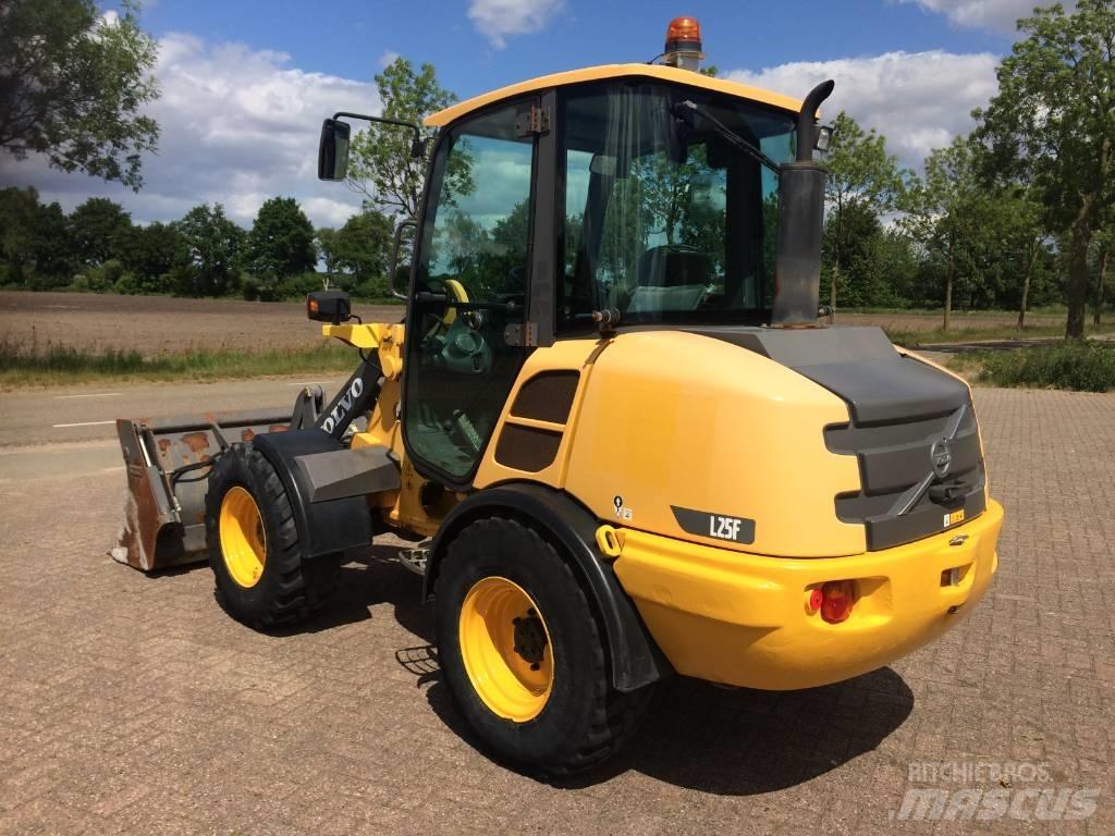 Volvo L 25 F Utovarivači na kotačima