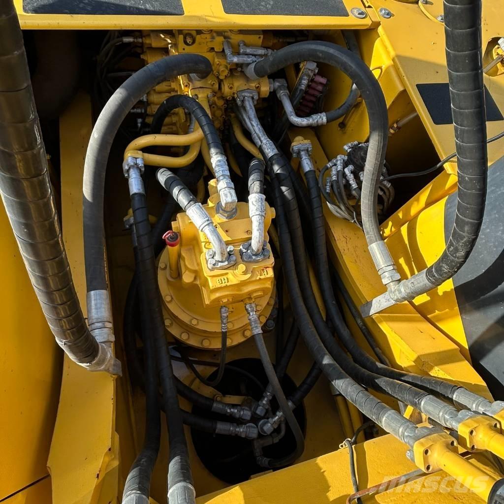 Komatsu 350-7 Bageri gusjeničari