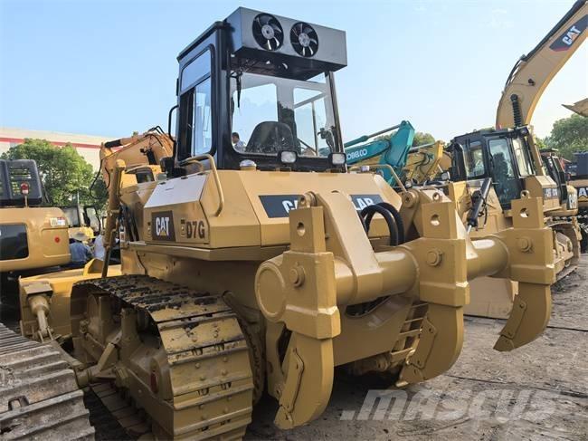 CAT D 7 G Buldožeri gusjeničari