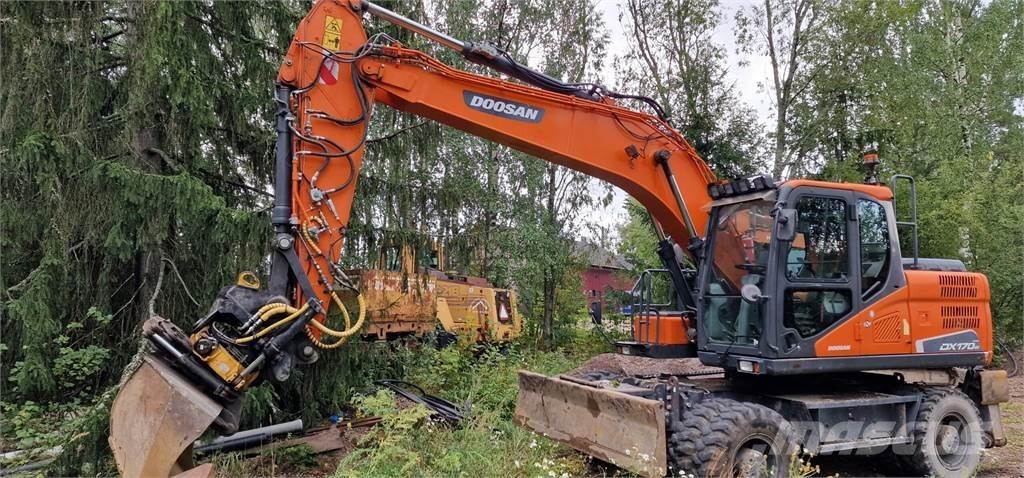 Doosan DX170W Bageri na kotačima