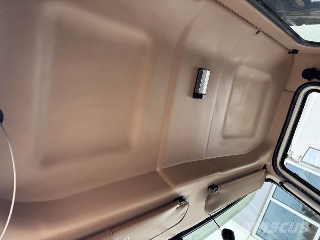 Mack CV 713 Kiper kamioni