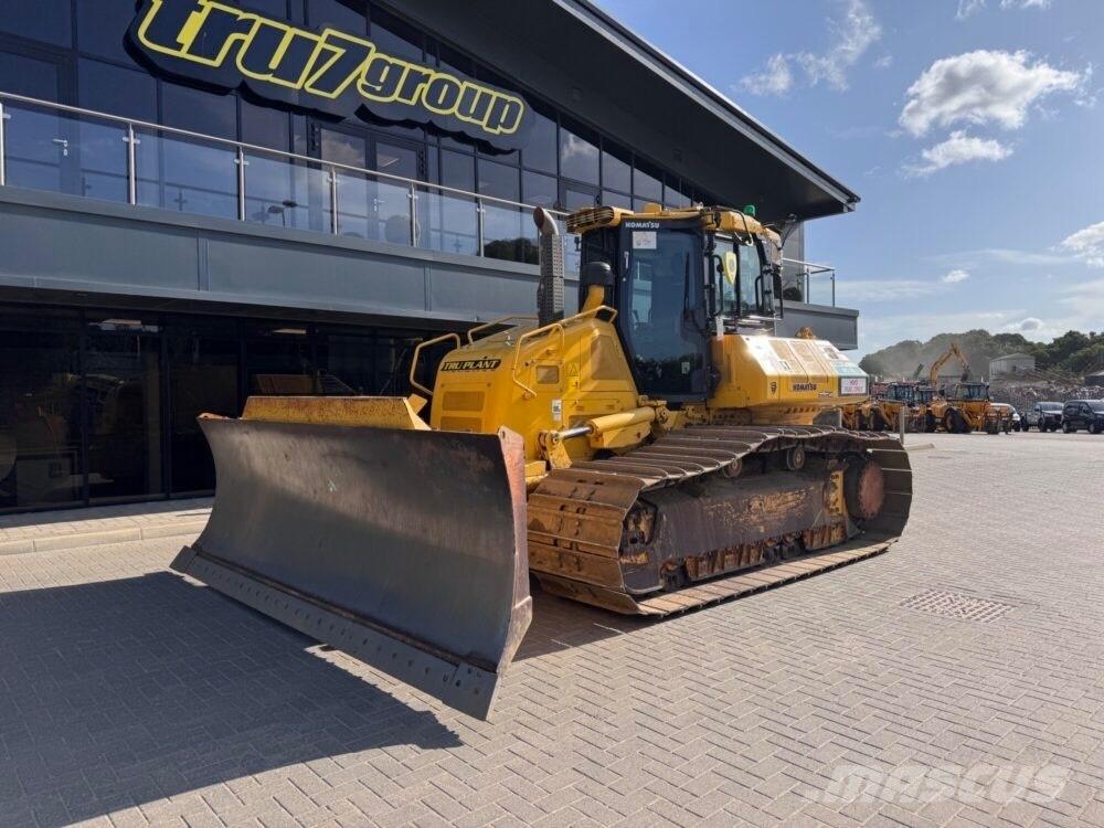 Komatsu D71 PXi-24EO Buldožeri gusjeničari