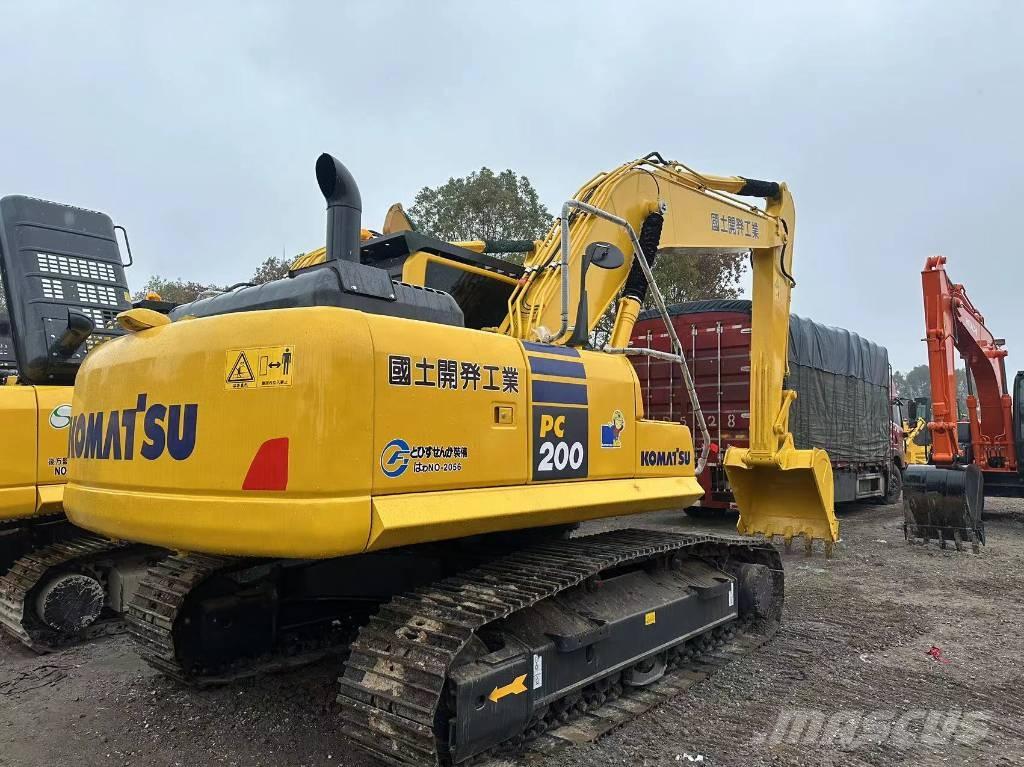 Komatsu PC 200 Bageri gusjeničari