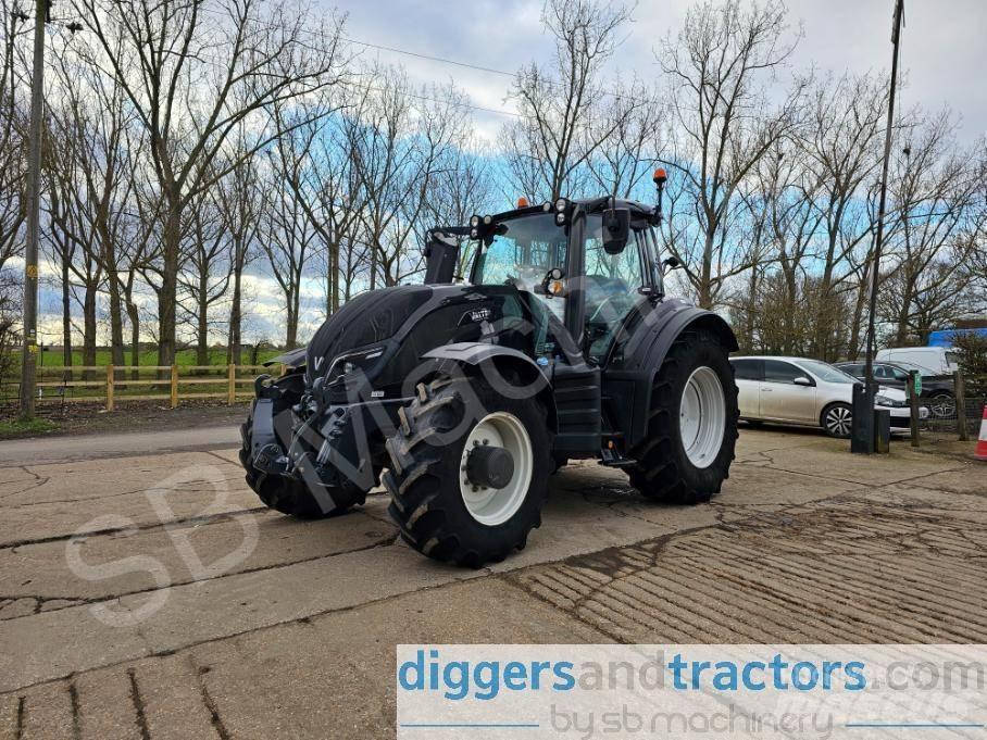 Valtra T 154 Traktori