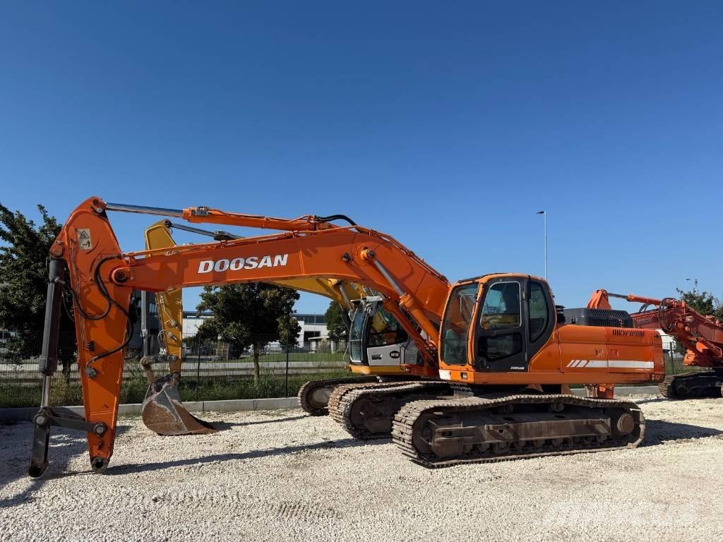 Doosan DX 340 LC Bageri gusjeničari