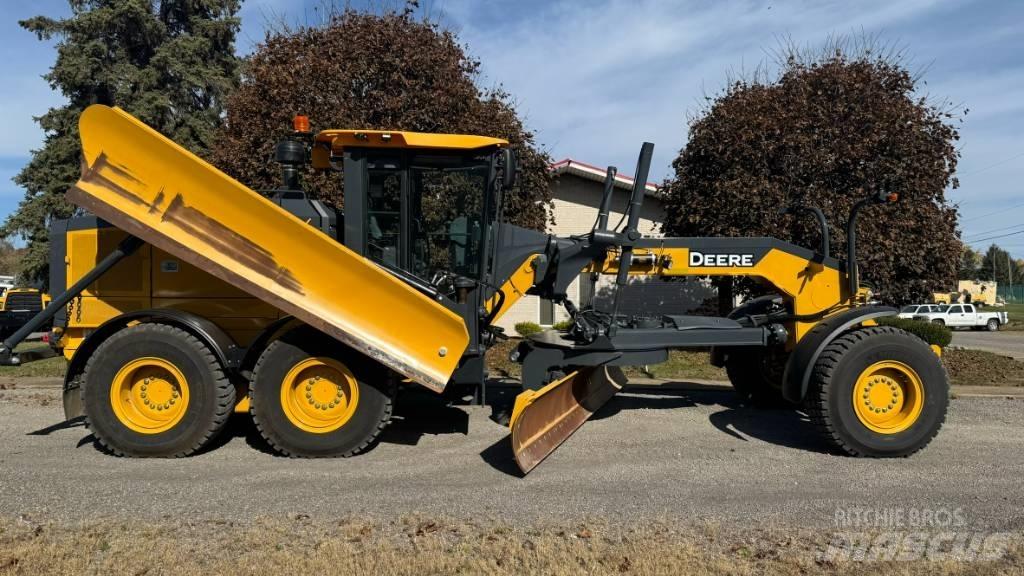 John Deere 872 GP Grejderi