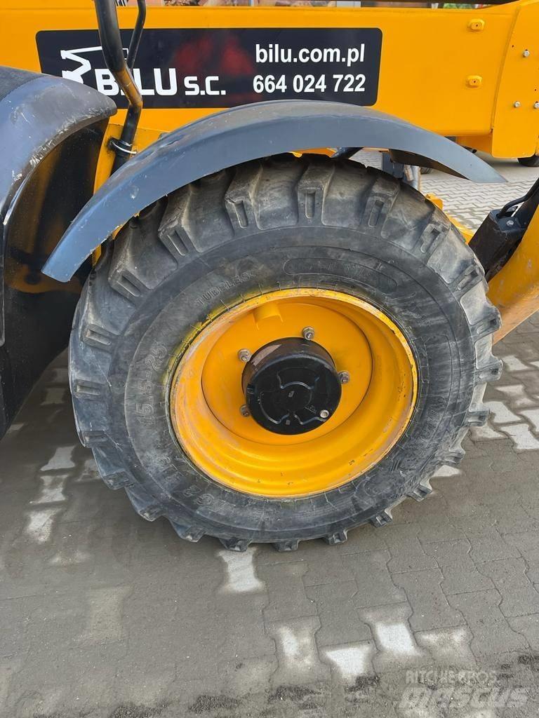 JCB 540-140 Teleskopski viličari
