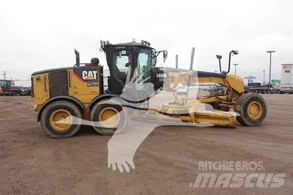 CAT 140M AWD Grejderi