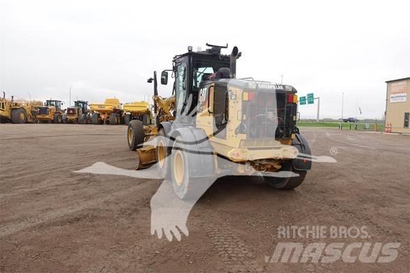 CAT 140M AWD Grejderi