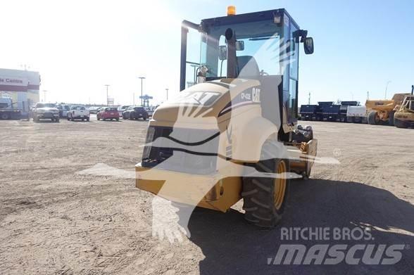 CAT CP-433E Valjci sa jednim bubnjem