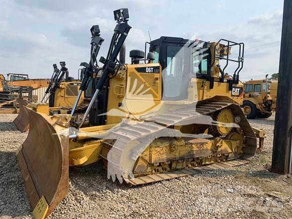 CAT D6T LGP Buldožeri gusjeničari