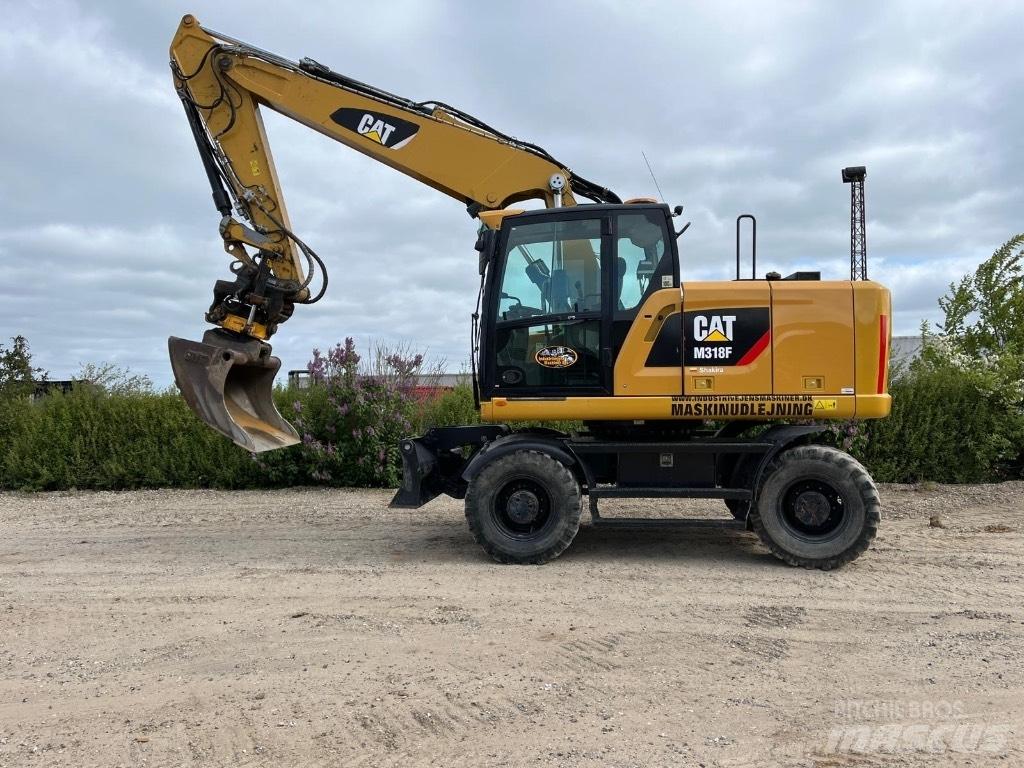 CAT M 318 F Bageri na kotačima