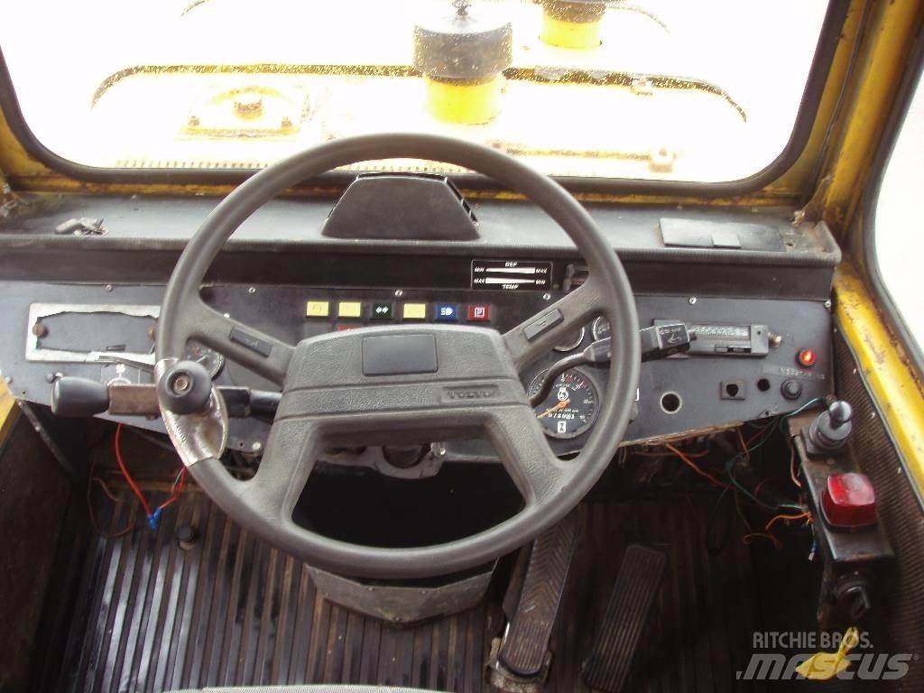 Volvo BM 861 6+6 Zglobni demperi