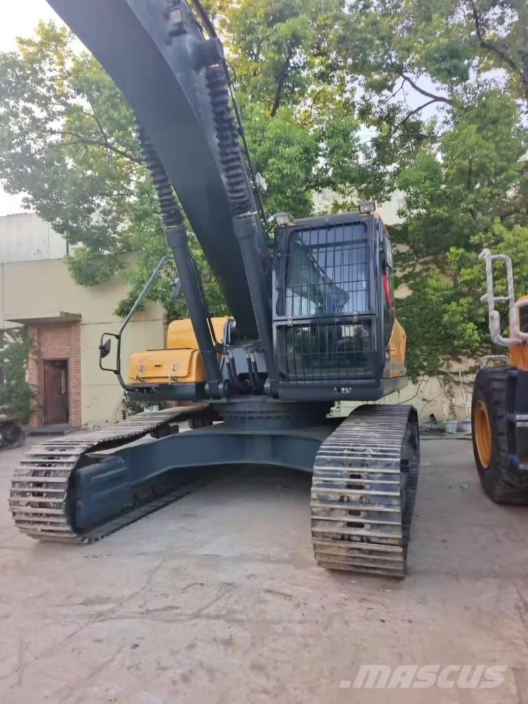 Hyundai 305 LC-9T Bageri gusjeničari