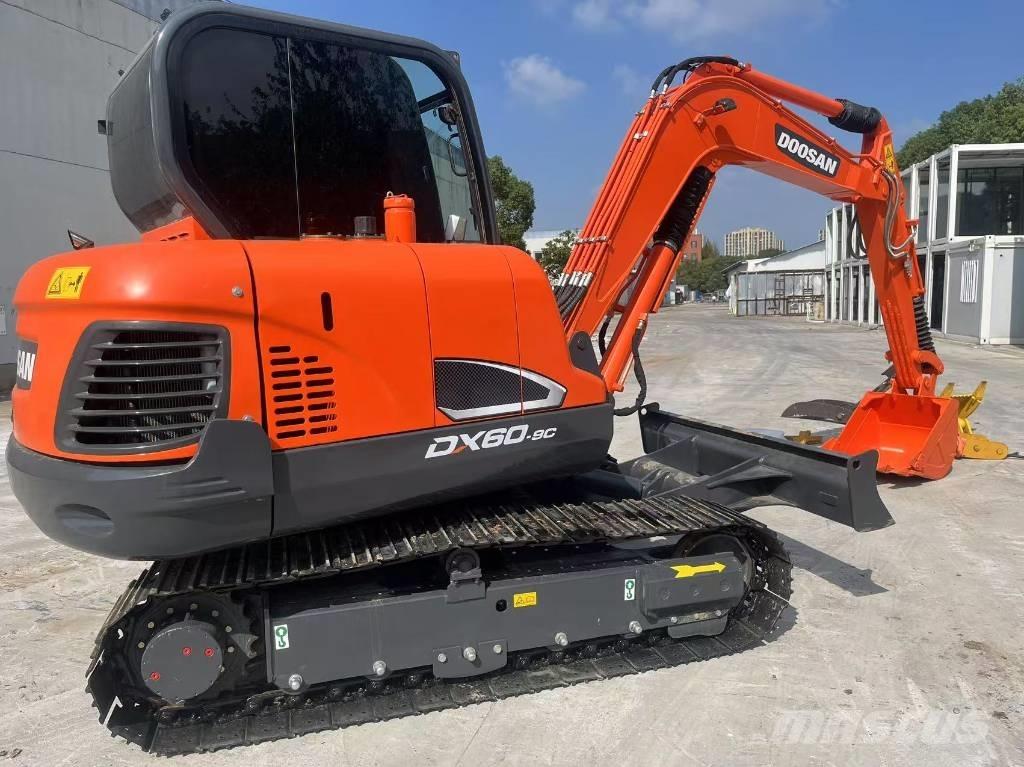 Doosan DX 60-9 C Bageri gusjeničari