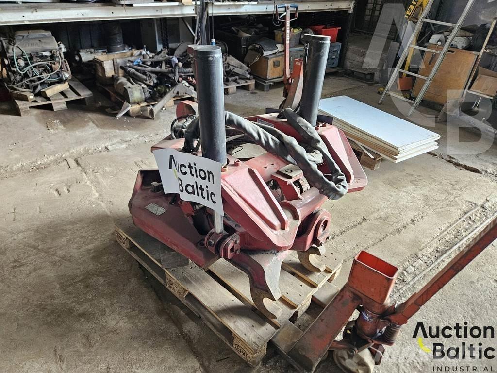  Sandco THR 1210 Škare