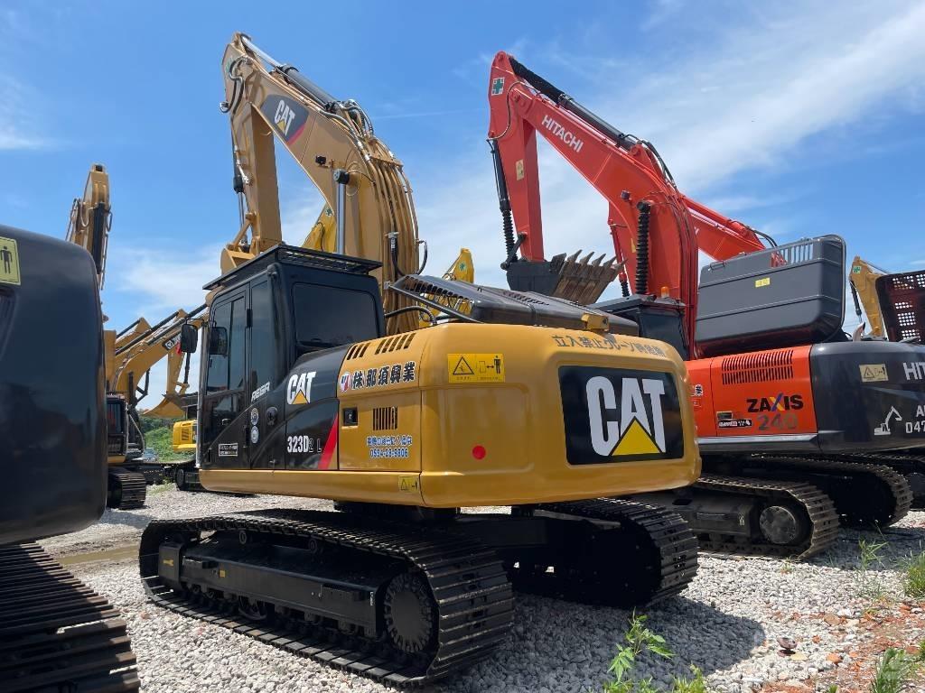 CAT 323D2 Bageri gusjeničari