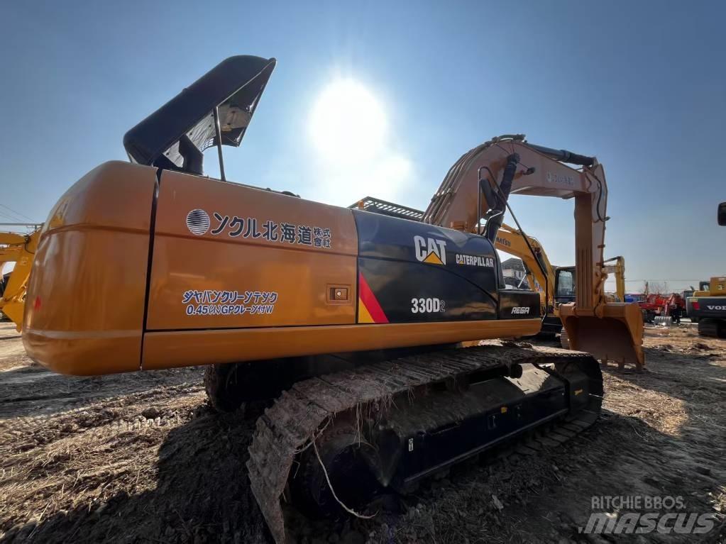 CAT CAT330D2 Midi bageri 7t – 12t