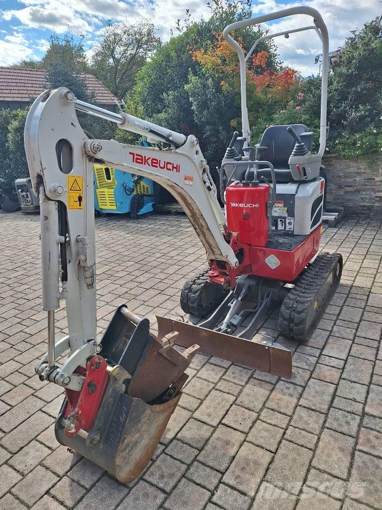 Takeuchi TB 210 R Mini bageri <7t