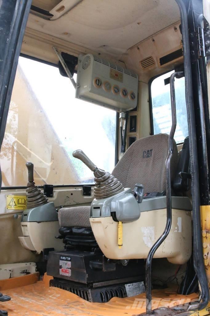 CAT 320BU Bageri gusjeničari